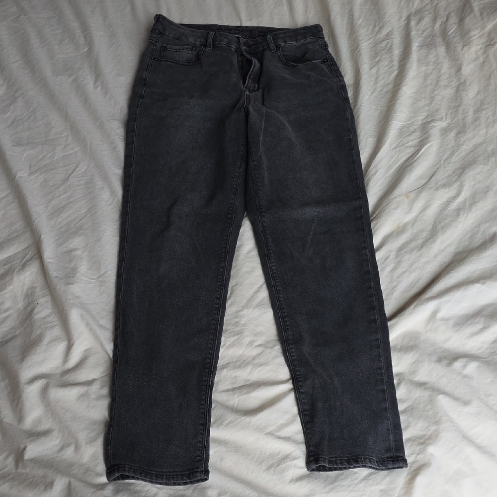 American Eagle Outfitters Curvy Long Mom Jeans
